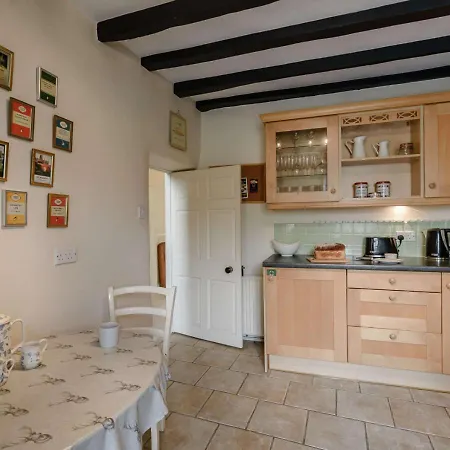 Kingston House * West Witton